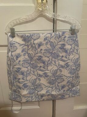 New Amanda Uprichard Hope Skirt size Medium in Blue White